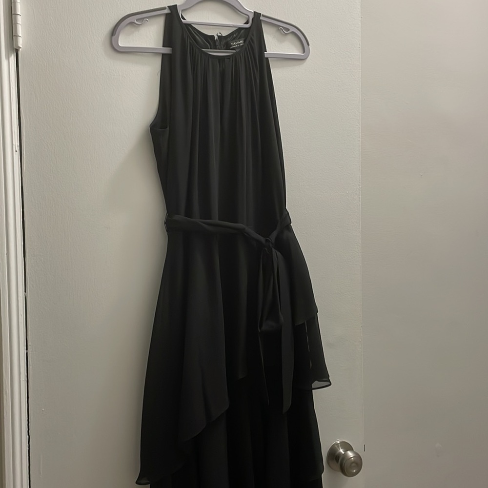 Tahari Arthur S. Lewis Keyhole ruffle gown in black